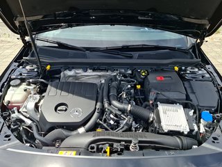 Mercedes-Benz CLA 180 Shooting Brake Progessive AUTOMATIK / LED / NAVI - bilder 11