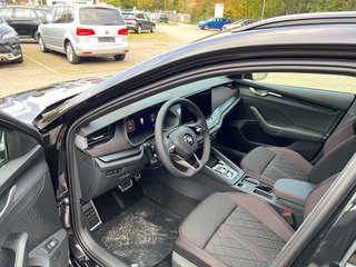 Skoda Octavia Combi RS 2,0 TSI DSG 195kW/265PS - bilder 2