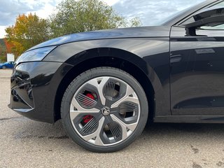 Skoda Octavia Combi RS 2,0 TSI DSG 195kW/265PS - bilder 9