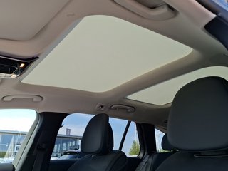 Mercedes-Benz C 180 T AMG Line AUTOMATIK / PANORAMA / AHK / NAVI / LED - bilder 12