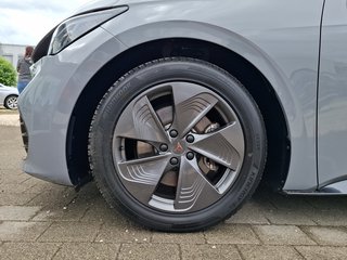 CUPRA Born 150 KLIMA / SITZHEIZUNG / ACC / NAVI / KAMERA - foto 8