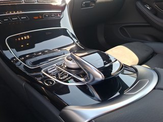Mercedes-Benz C 180 Coupe AMG Line AUTOMATIK / NAVI / KAMERA / LED / SITZHEIZUNG - bilder 9