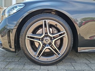 Mercedes-Benz C 180 Coupe AMG Line AUTOMATIK / NAVI / KAMERA / LED / SITZHEIZUNG - bilder 13