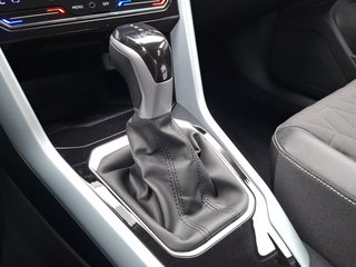 Volkswagen T-Roc 1.5 TSI Goal NAVI / SITZHEIZUNG / ACC / LED - bilder 4