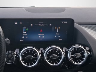 Mercedes-Benz B 220 4Matic AMG Line AUTOMATIK / AHK / NAVI / BURMESTER - bilder 2