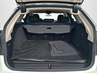 BMW 530 i Touring / AUTOMATIK / NAVI / LED / KAMERA / SITZHEIZUNG - bilder 11