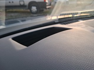 Mazda 3 2.5 e-SKYACTIV G 140PS 6AG Homura - bilder 10