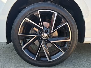 Skoda Kamiq Monte Carlo 1.5 TSI DSG / AHK / NAVI / PANORAMA / LED - bilder 13
