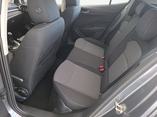 Skoda Fabia 1.0 TSI Ambition CLIMATRONIC / LED / SITZHEIZUNG / ALU - bilder 5
