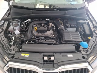 Skoda Fabia 1.0 TSI Ambition CLIMATRONIC / LED / SITZHEIZUNG / ALU - bilder 6