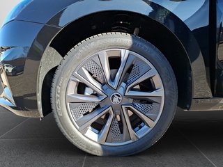 Skoda Fabia Tour 1,5 TSI DSG 110kW/150PS - foto 8