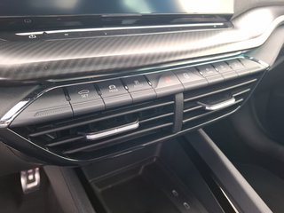 Skoda Octavia Combi RS 2.0 TDI DSG / PANORAMA / STHZG / ACC - bilder 9