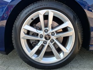 Audi A3 Sportback 35 TFSI S line S-TRONIC / AHK / MATRIX / HEAD-UP - bilder 12