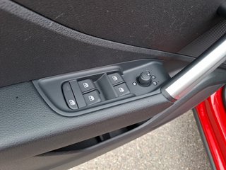 Audi Q2 35 TFSI S-TRONIC / NAVI / LED / SITZHEIZUNG / KAMERA - foto 9