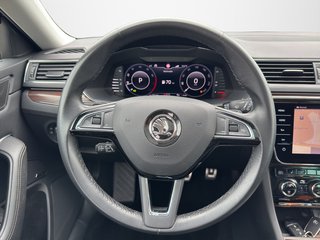Skoda Superb Combi 2.0 TSI Scout 4x4 DSG / PANORAMA / AHK / STHZG - bilder 1