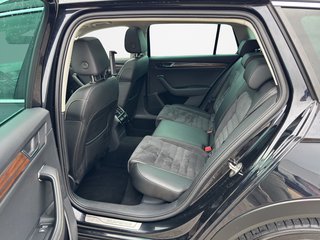 Skoda Superb Combi 2.0 TSI Scout 4x4 DSG / PANORAMA / AHK / STHZG - bilder 5