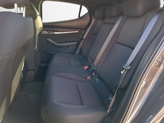 Mazda 3 2.5 e-SKYACTIV G 140PS 6MT Homura - bilder 5