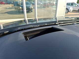 Mazda 3 2.5 e-SKYACTIV G 140PS 6MT Homura - bilder 10