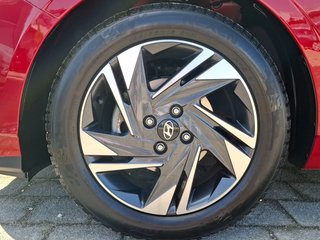 Hyundai i20 Pue 1.2 KLIMA / PDC / ALU-16-ZOLL / METALLIC - foto 8