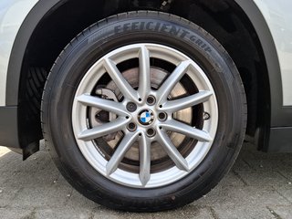 BMW X1 sDrive 20 i Advantage AUTOMATIK / AHK / KLIMA / SITZHEIZUNG - foto 7