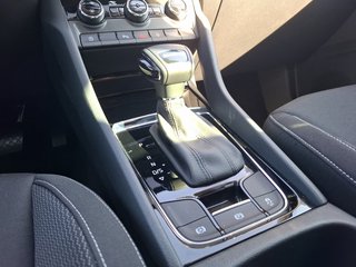 Skoda Karoq 1.5 TSI Ambition DSG / KLIMA / ALU / KAMERA / LED / BLUETOOTH - bilder 9