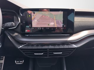 Skoda Octavia Combi 2.0 TSI RS DSG / AHK / ACC / PANORAMA - bilder 8