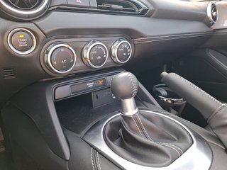 Mazda MX-5 Exclusive-Line - bilder 4