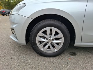 Skoda Fabia 1.0 TSI Ambition SHZ / LED / PDC / TEMPOMAT / DAB - bilder 8