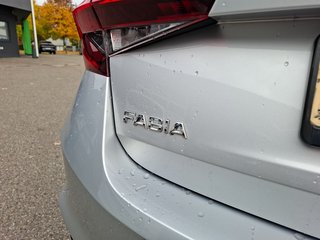 Skoda Fabia 1.0 TSI Ambition SHZ / LED / PDC / TEMPOMAT / DAB - bilder 9