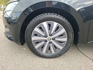 Skoda Superb Combi 2.0 TDI Style DSG / NAVI / ACC / PANORAMA / SITZHEIZUNG - foto 8