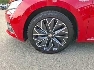 Skoda Superb Combi 2.0 TSI L&K 4x4 DSG / PANORAMA / LEDER / NAVI - foto 8