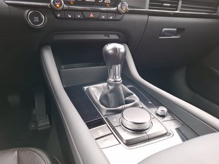 Mazda 3 Selection 2.0 M-Hybrid KLIMA / KAMERA360 / BOSE / LEDER - bilder 9