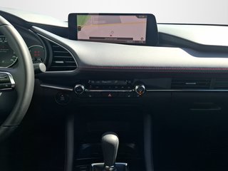 Mazda 3 2.5L G 140PS 6AG Homura - bilder 4