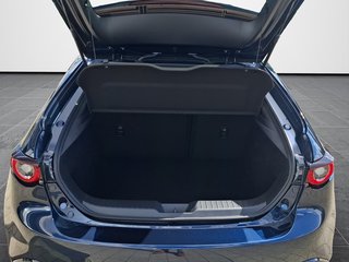 Mazda 3 2.5L G 140PS 6AG Homura - bilder 6
