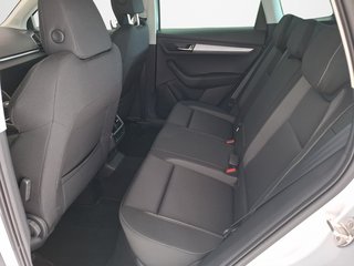 Skoda Karoq 1.5 TSI Tour DSG / AHK / MATRIX-LED / NAVI / SITZHEIZUNG - bilder 5