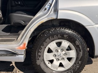 Mitsubishi Pajero 3.2 DI-D Edition 20 7 Sitzer / / Automatik - bilder 10