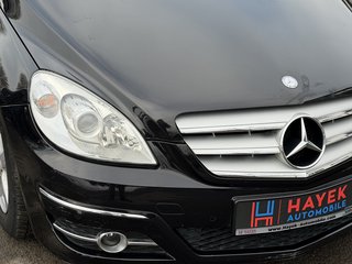 Mercedes-Benz B 180 TÜV & Service Neu / Teilleder / SHZ / NAV - bilder 11