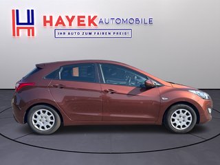 Hyundai i30 Classic  Tüv09/26 Garantie 8x Bereift/AHK - photo 7