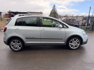 Volkswagen Golf Plus Cross / NAV / ALU / - bilder 8