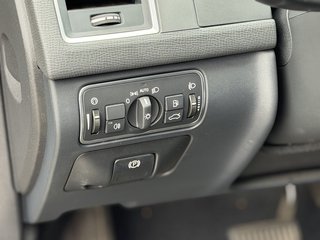 Volvo XC60 Ocean Race 2WD/ EURo 6/LEDER/Automatik/ - photo 20