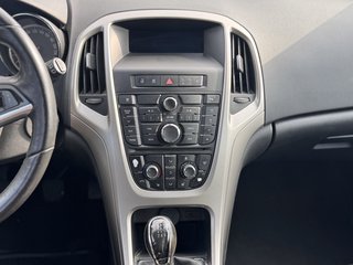 Opel Astra J Sports Tourer Design Edition - bilder 12
