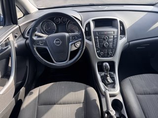 Opel Astra J Sports Tourer Design Edition - bilder 10