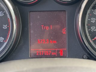 Opel Astra J Sports Tourer Design Edition - bilder 15