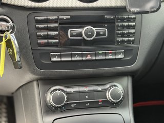 Mercedes-Benz B 180 CDI Avantgarde / Pano / Automatik / Leder / Xenon - bilder 16