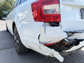 Skoda Octavia Combi Style Teilleder/Euro6/BI-XEN/DSG - bilder 13
