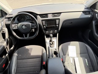 Skoda Octavia Combi Style Teilleder/Euro6/BI-XEN/DSG - bilder 15
