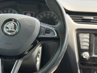 Skoda Octavia Combi Style Teilleder/Euro6/BI-XEN/DSG - bilder 18