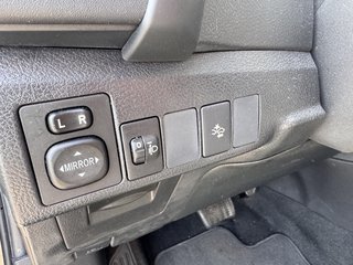 Toyota Auris Hybrid Edition-S Navi / Kamera / Euro 6 - photo 16