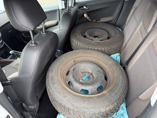 Peugeot 2008 Allure NAV / Teilleder / Automatik - foto 9