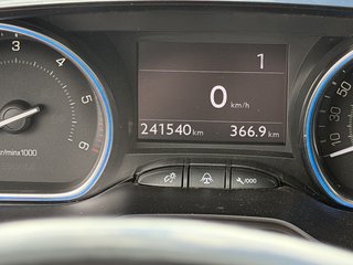 Peugeot 2008 Allure NAV / Teilleder / Automatik - foto 14